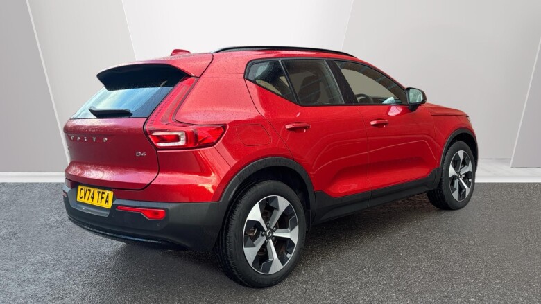 Volvo XC40 2.0 B4P Plus Dark 5dr Auto Petrol Estate
